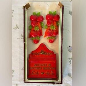 Vintage 70s Retro Bohemian Funky Kitchen Vegetable Wall Decoration